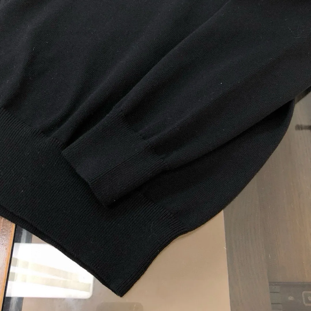 P110，MON*CLER New Arrival ～ Classic 。 ， ， ， ， ， 。 ， logo ， Versatile Hot Sale✨✨ ！ ！ ：Black White Gray Size：M L XL XXL 3XL（ 200 ）